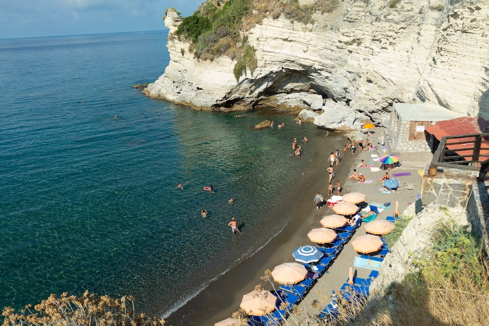 Hotel Ischia Casa Nicola 40/50