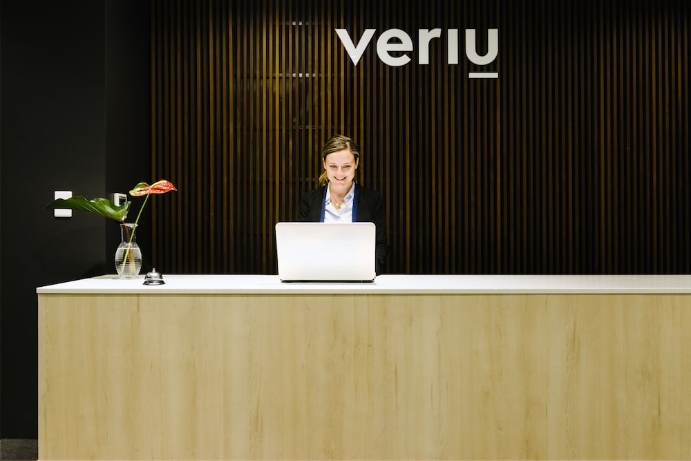 VERIU RANDWICK 11/48