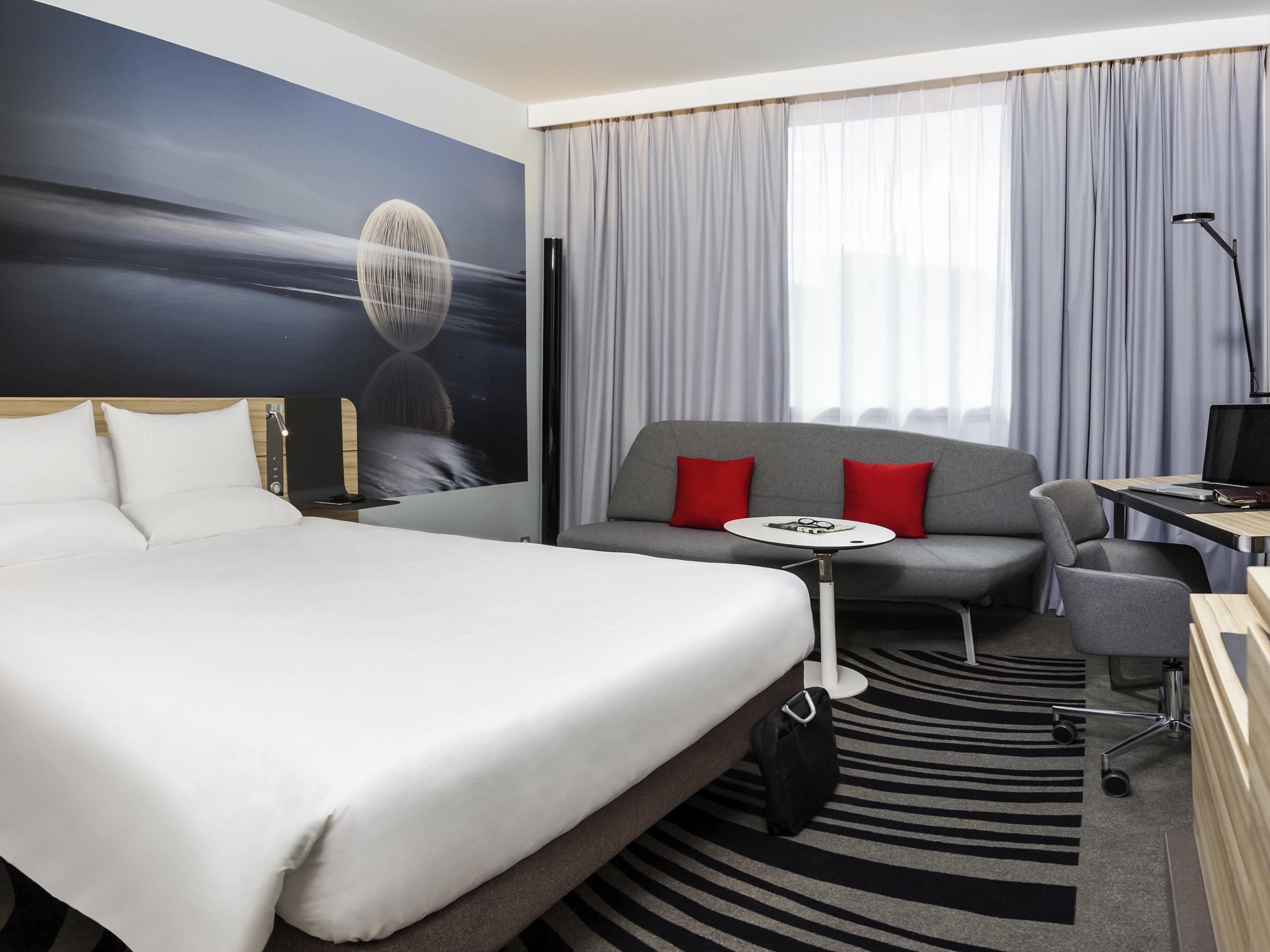 EXECUTIVE, SINGLE, SINGLE BED, QUEEN BED, SOFA