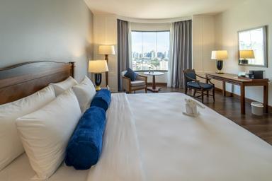 Premier, Double Bed, Sky View