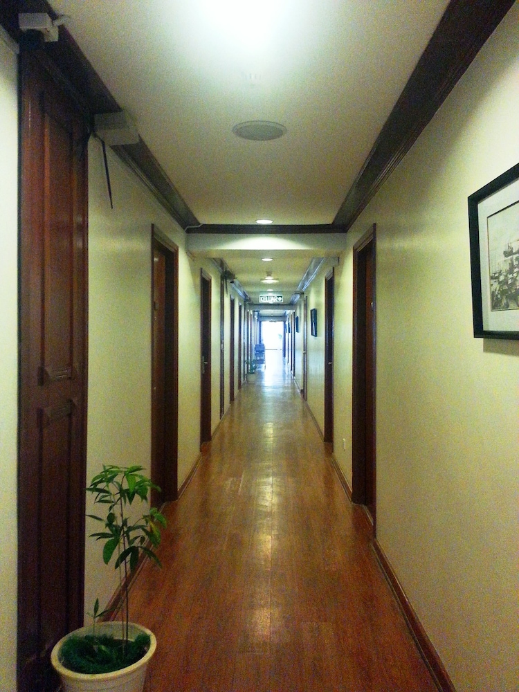 Sanbay Hotel 3/46