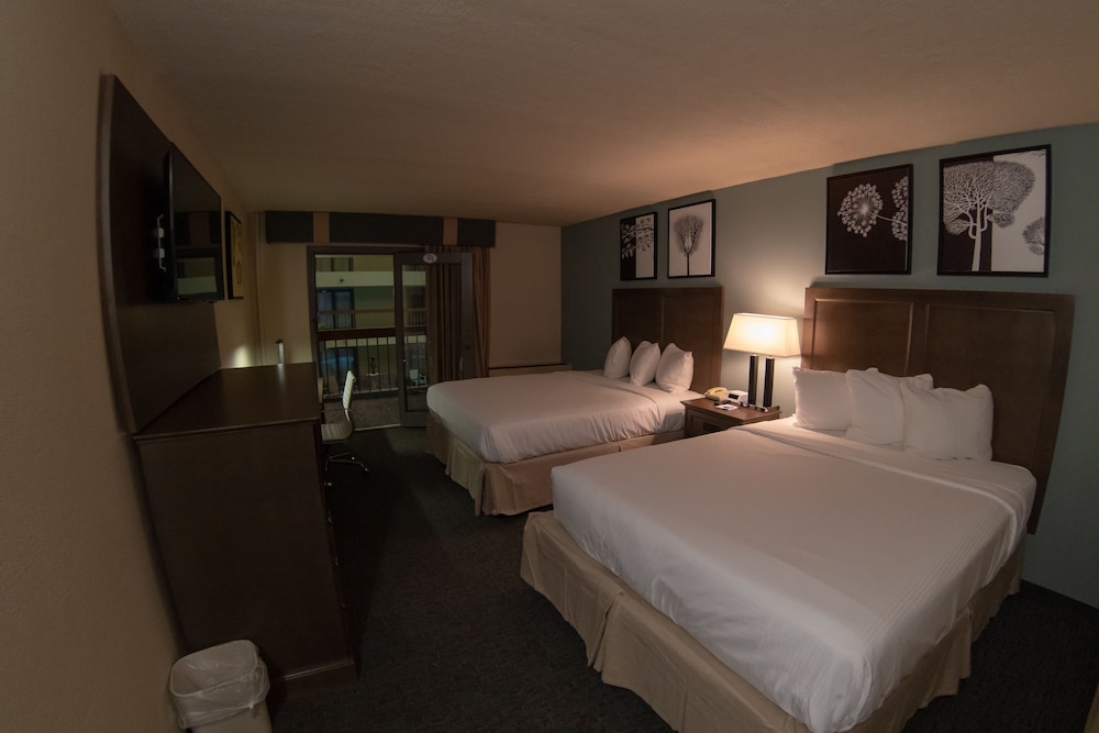 Baymont by Wyndham Shakopee 17/50