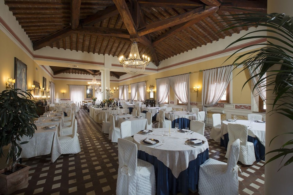 restaurant-cafeteria