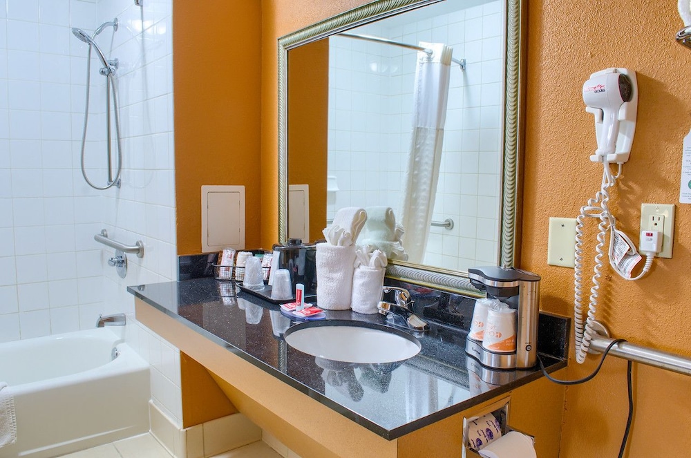 Econo Lodge Moss Point - Pascagoula 14/29
