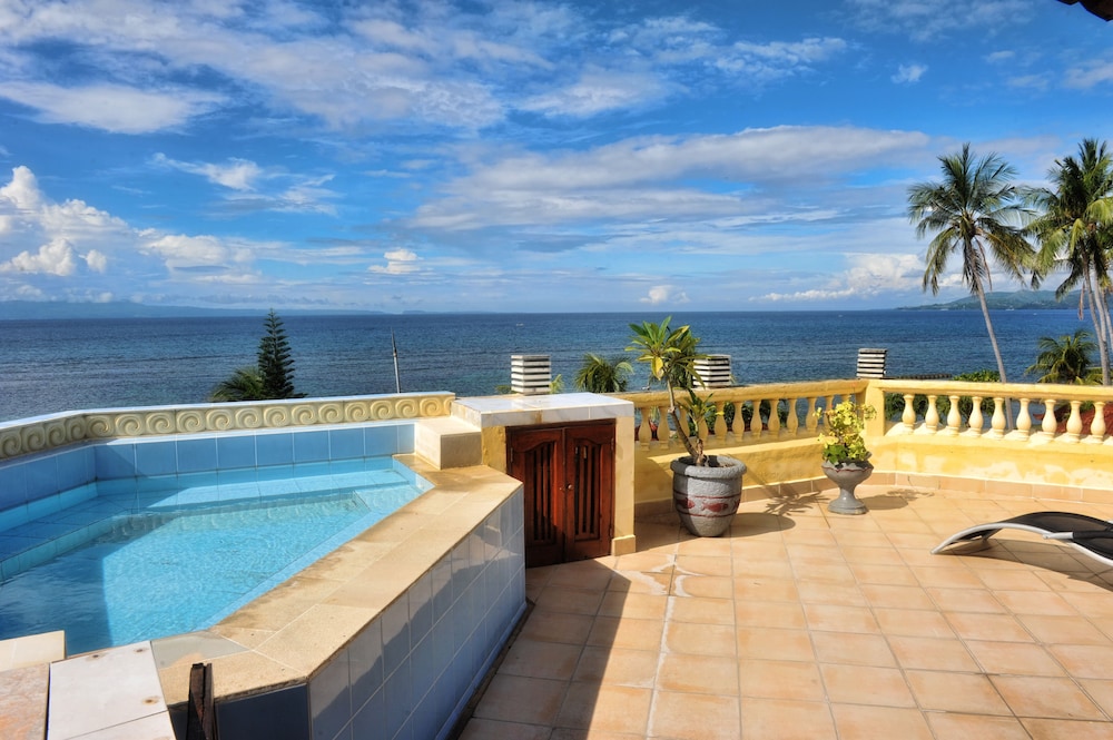 Bali Seascape Beach Club 46/50