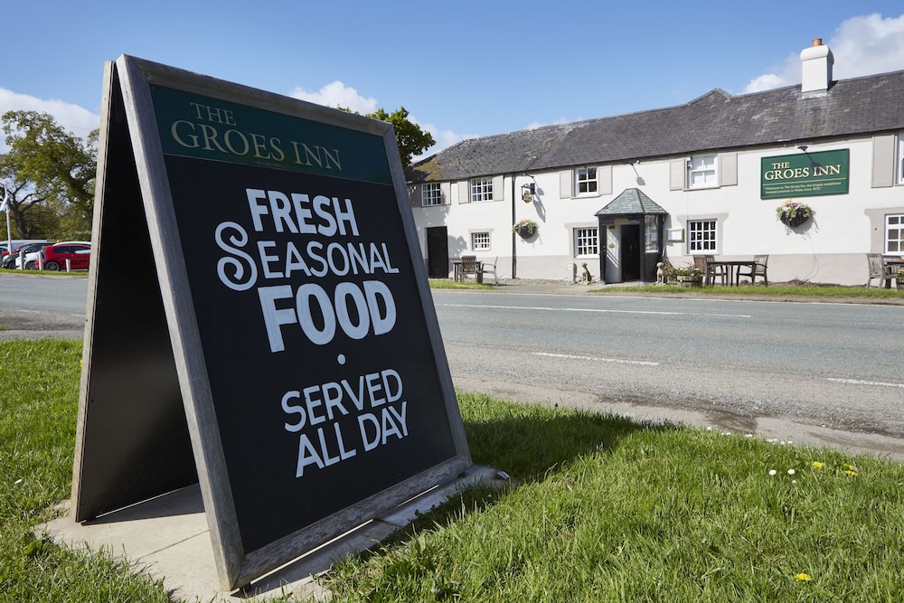The Groes Inn 2/67