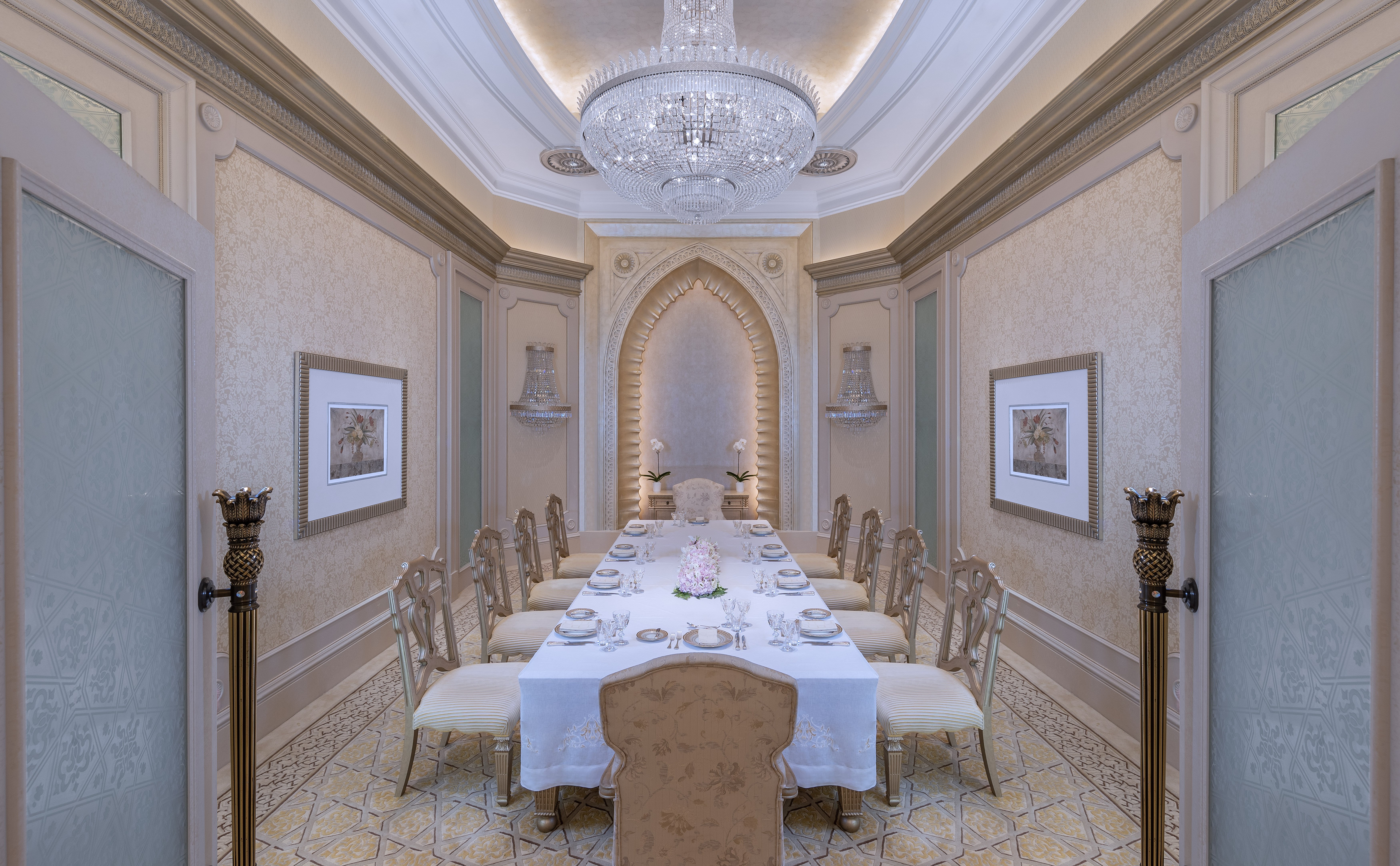 Emirates Palace Mandarin Oriental Abu Dhabi 24/50