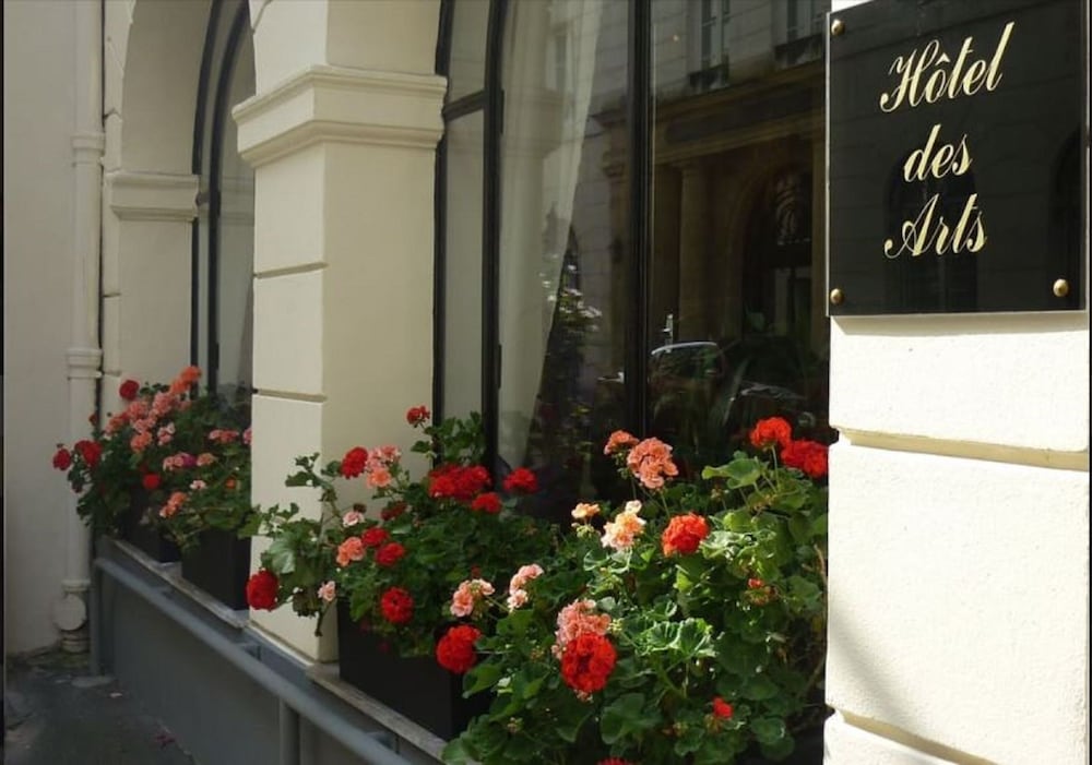 Hotel des Arts cite Bergere 5/31