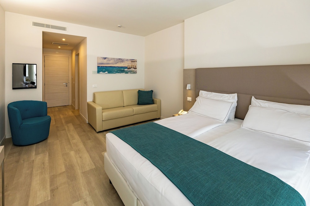 Hotel Europa 17/65