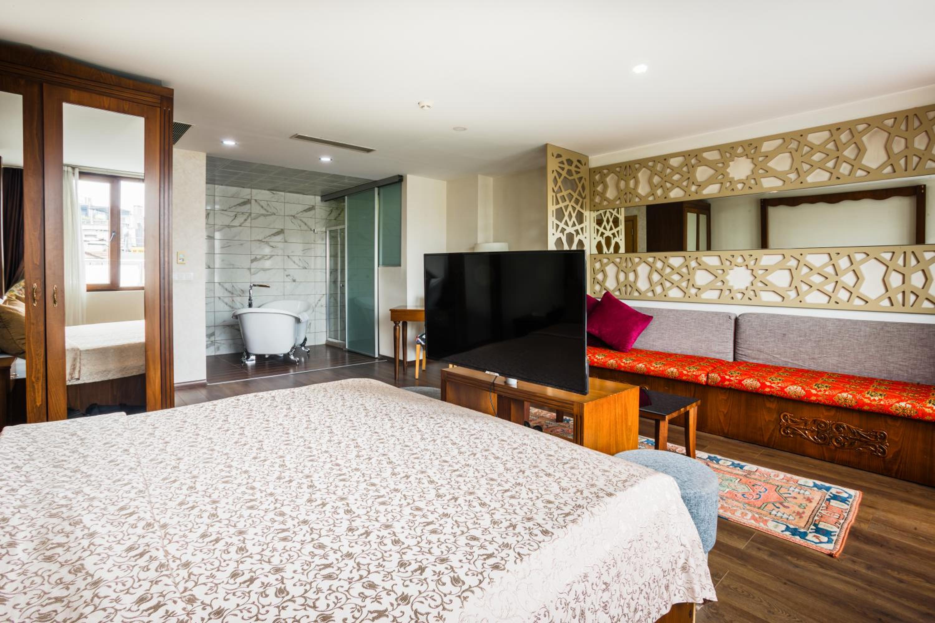 rooms
