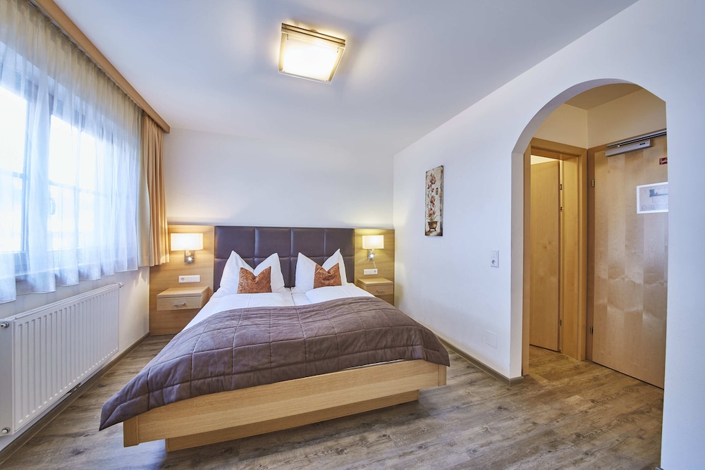 Hotel Romerhof 18/71