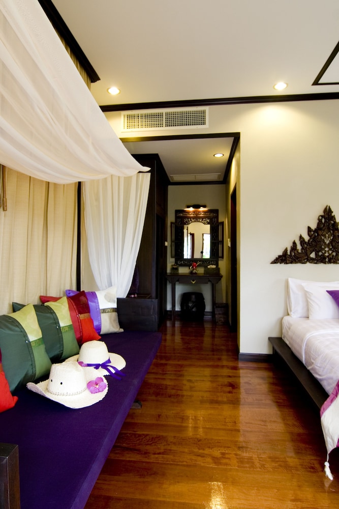 KANOK BURI RESORT 50/75