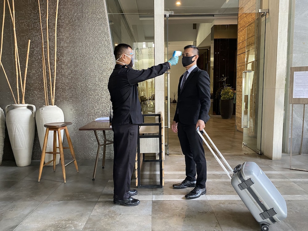 Grande Valore Hotel and Serviced Apartment (ex Oakwood Residence Cikarang) 42/68