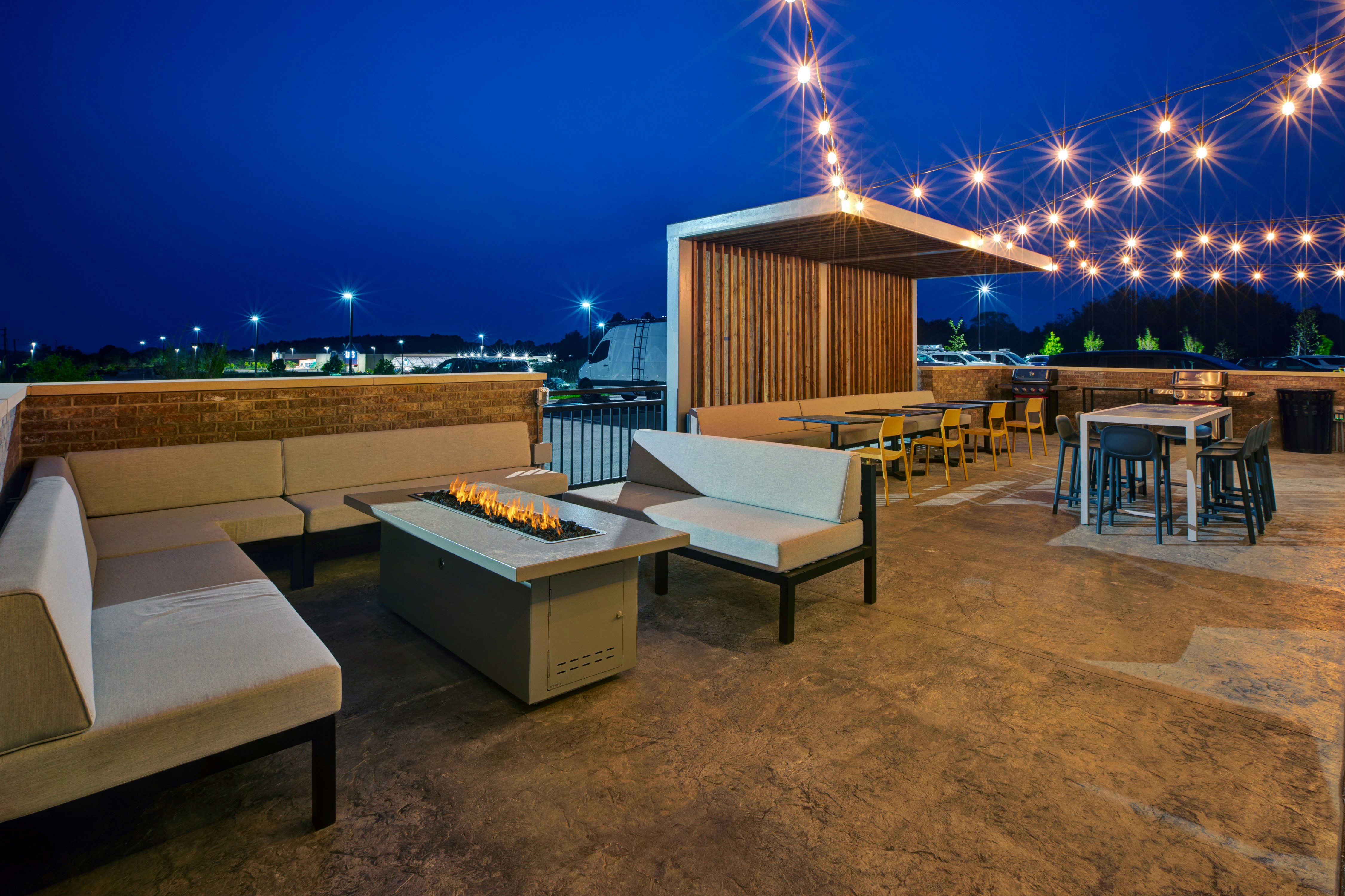 Home2 Suites by Hilton Traverse City 16/26