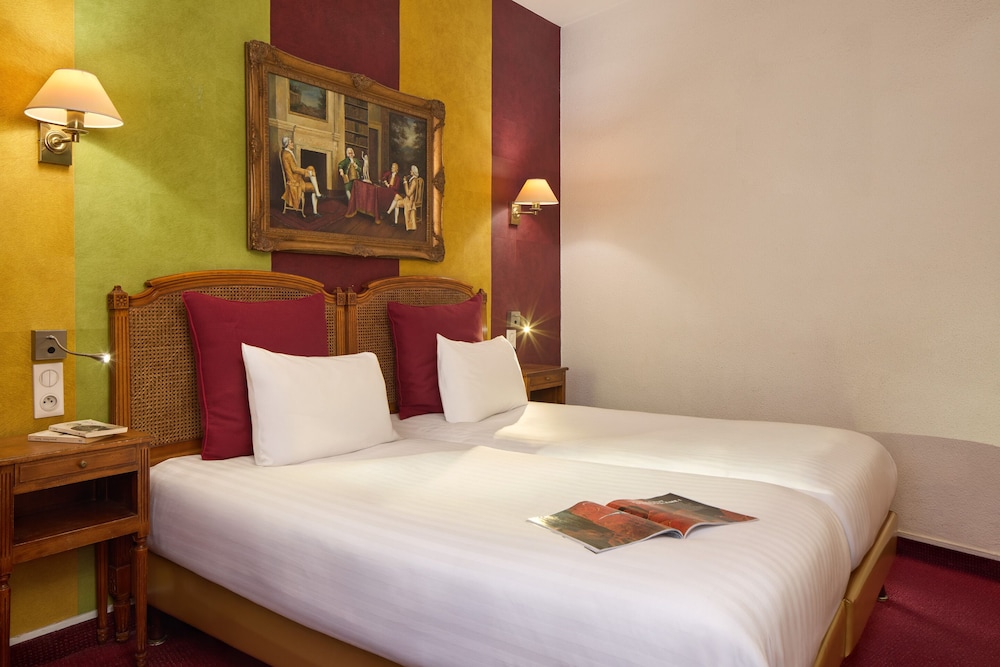 غرفة كومفورت بسرير كينج، Timhotel Invalides Eiffel 4/8