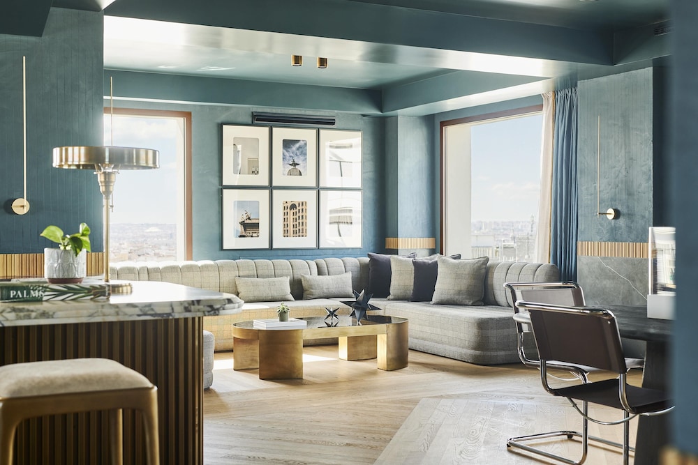 Hyatt Thompson Madrid 31/50