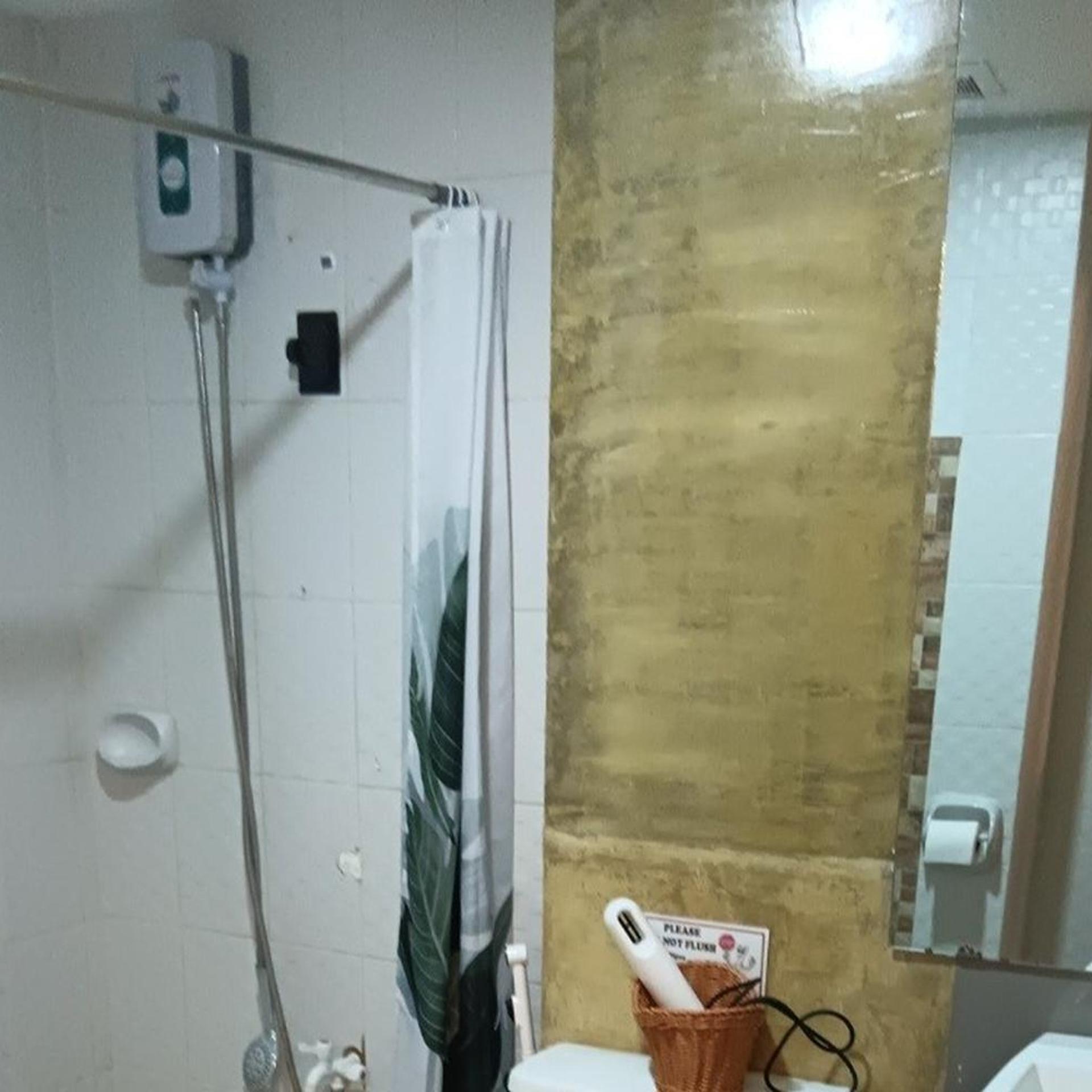 Spotlight Hotel near Hundred Islands Wharf 44/44
