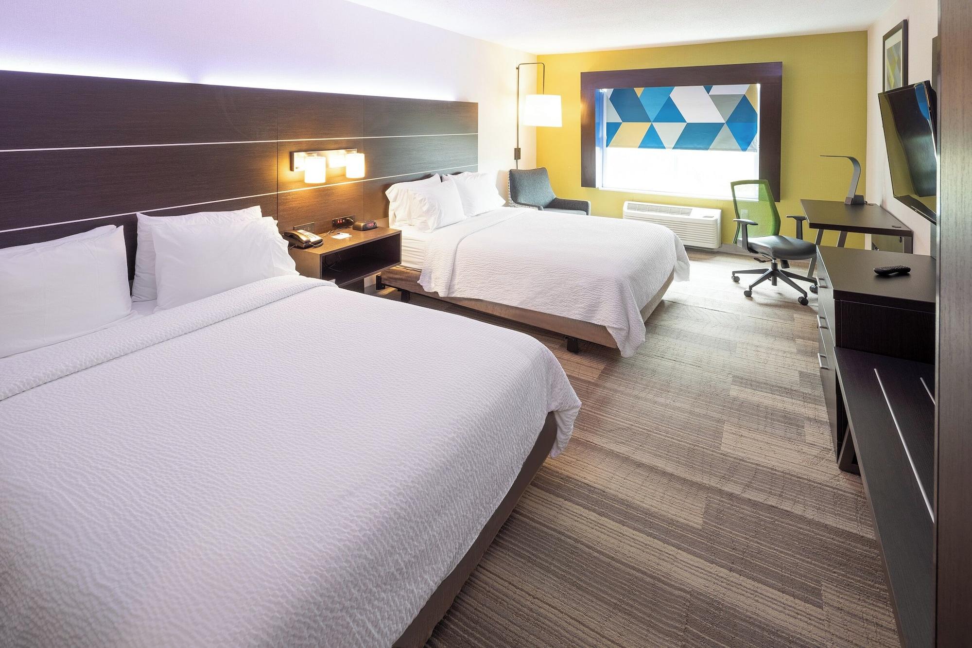 Studio, Suite, 2 Queen Beds, Accessible