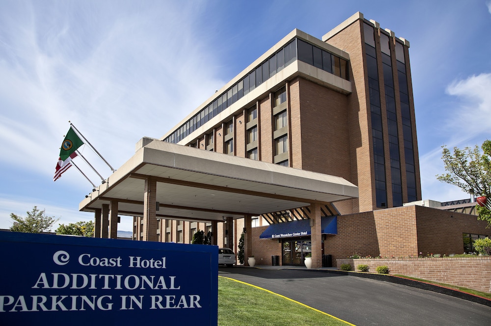 Coast Wenatchee Center Hotel 45/49