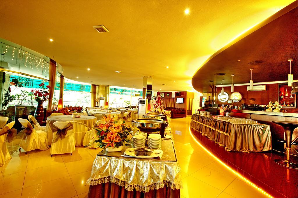 Hotel Candiview Semarang 28/33