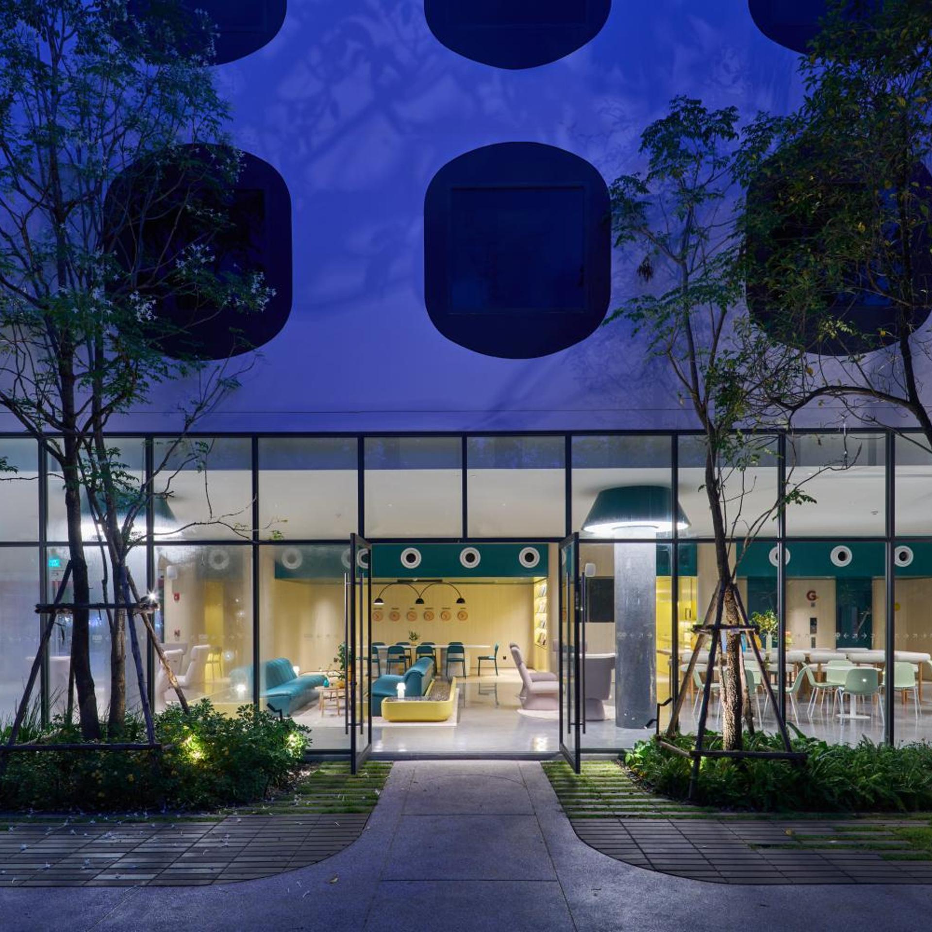 Go Hotel Bangkok Suvarnabhumi Airport 1/51