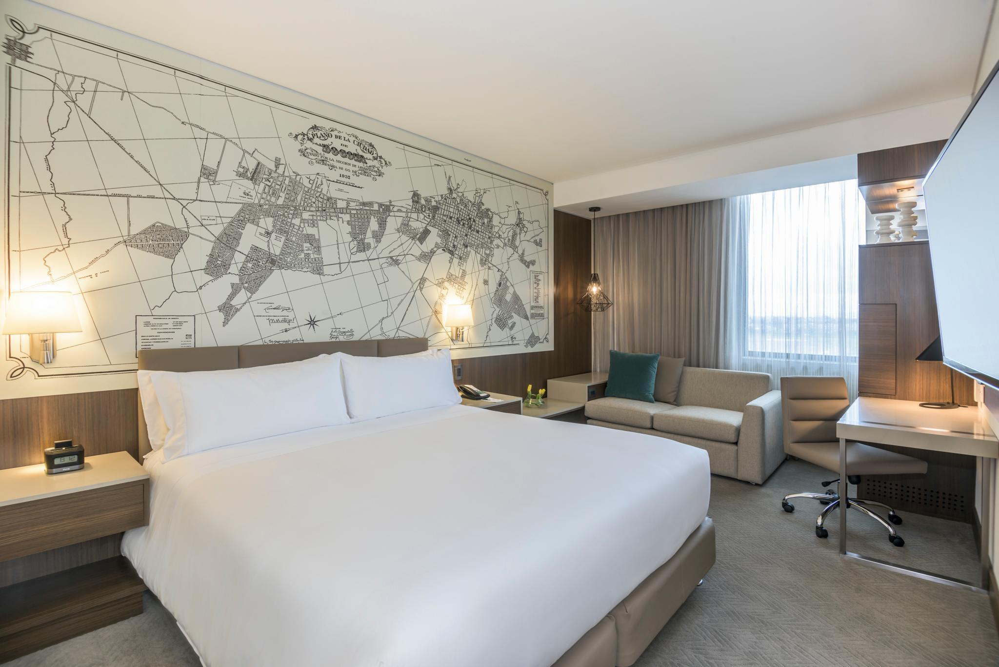 Superior, Courtyard By Marriott Bogota Airport 2/5