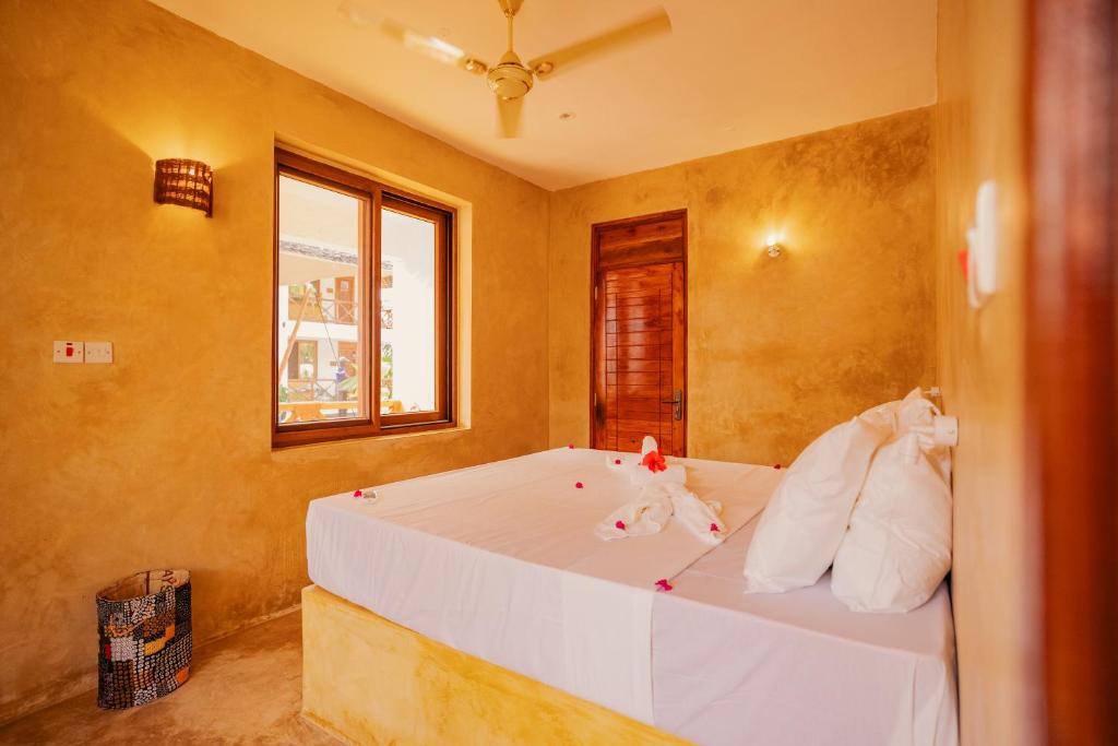 Deluxe, Double Bed, Mayai Ocean Resort 6/10