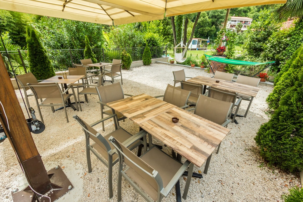 Aparthotel Gimi 37/62