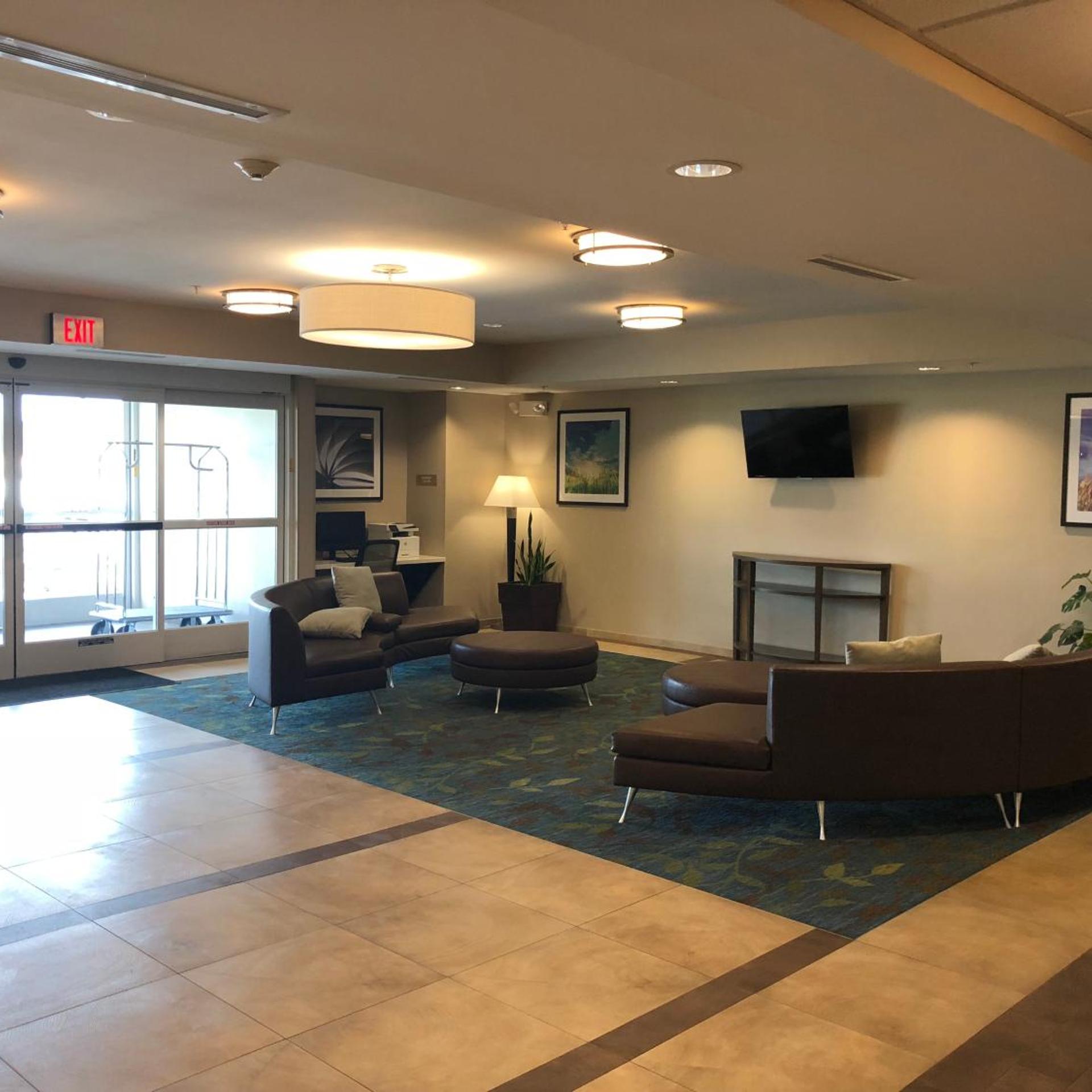 CANDLEWOOD SUITES EL DORADO 20/25