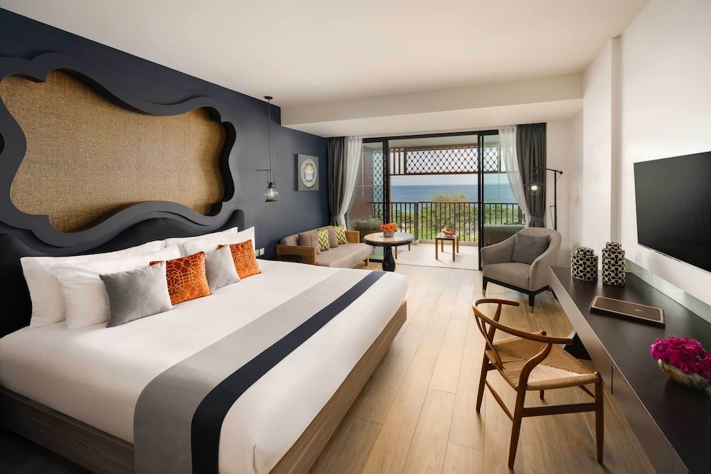 Premier, King Bed, Sea View, Balcony