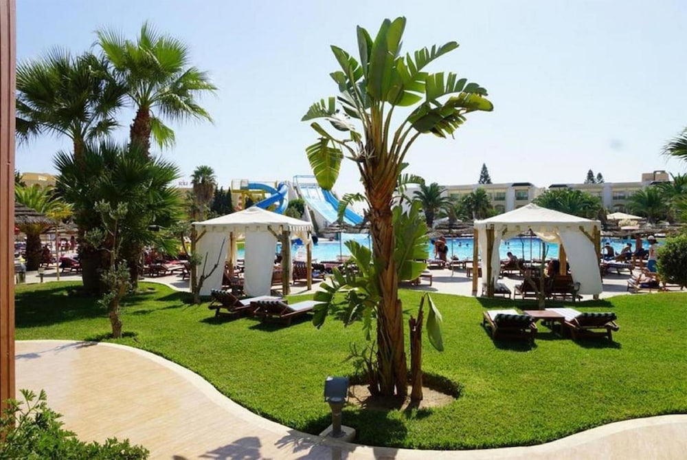Hotel Soviva Resort 35/50