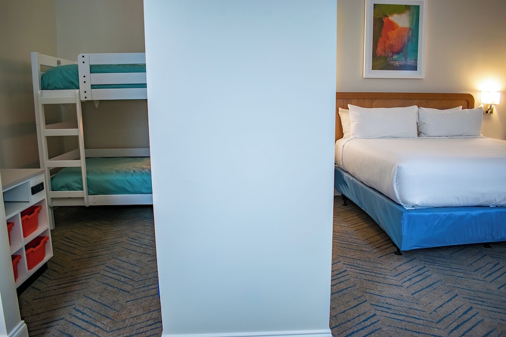 Kids Suite, Oasis, Twin Beds
