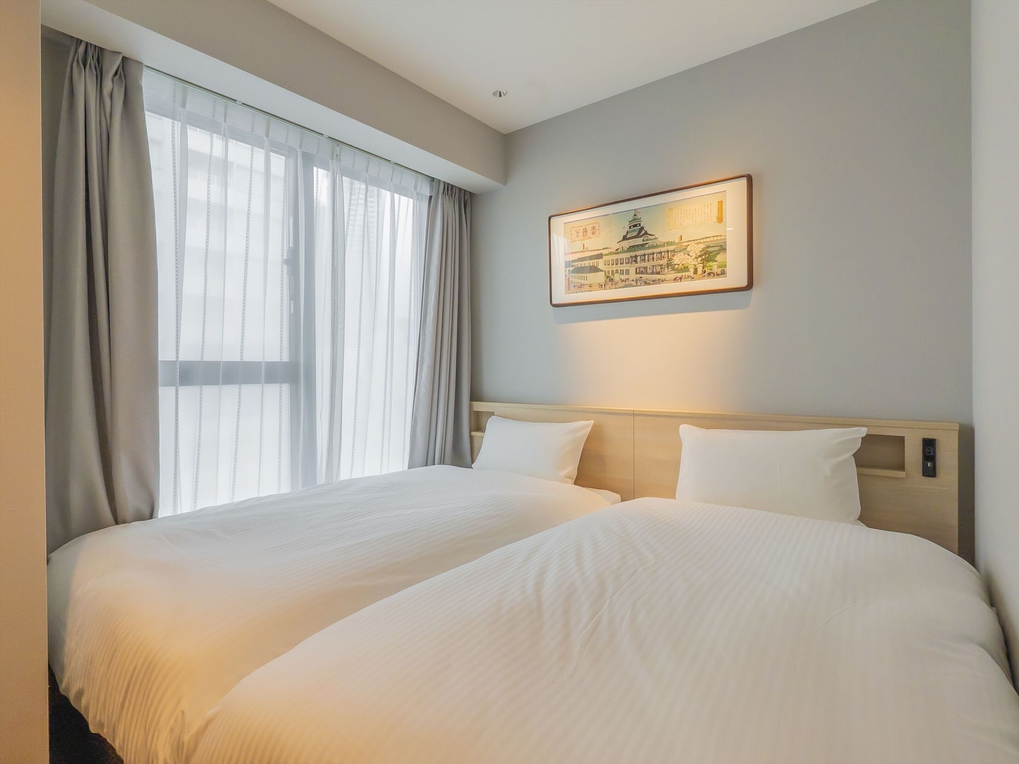 ROOM, TWIN BEDS