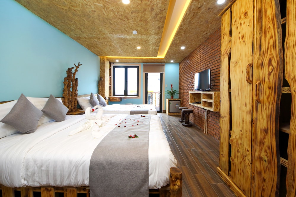 A Tran Boutique Hotel 24/67