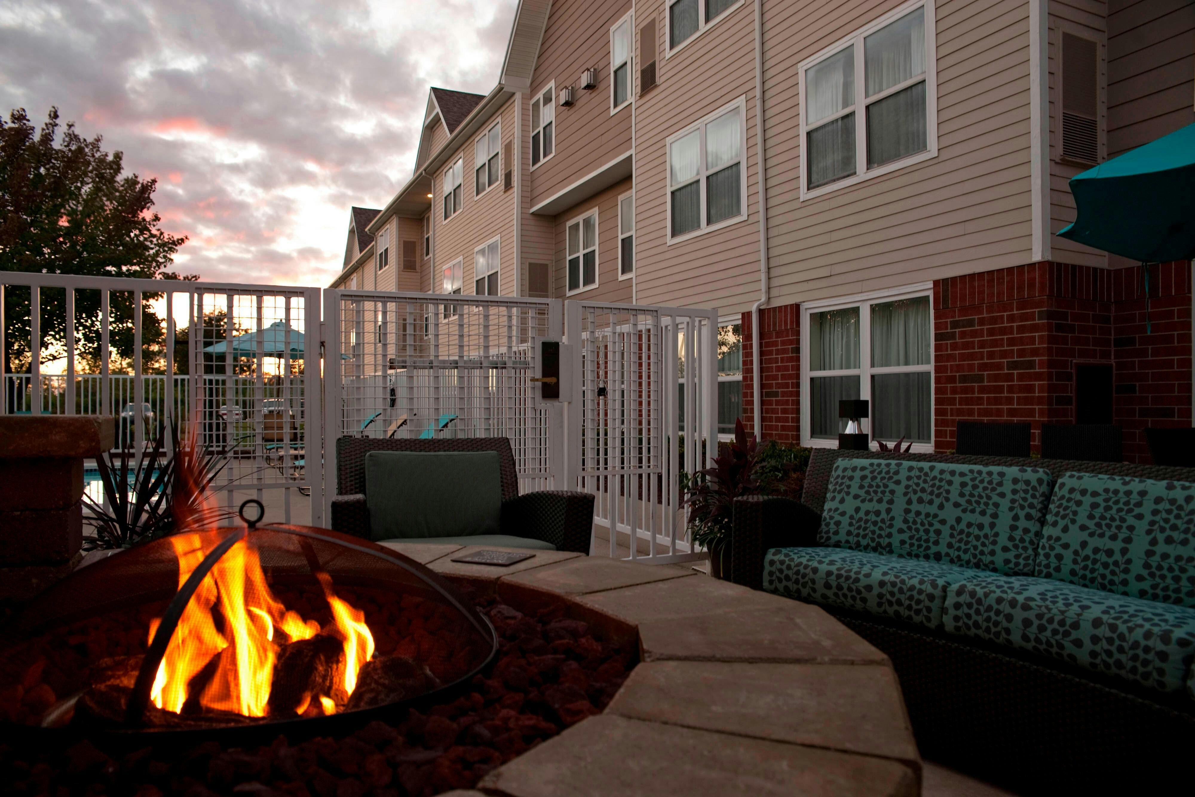 Residence Inn Grand Rapids West 40/40