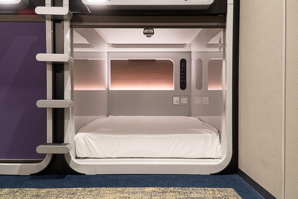 Capsule, Male Dorm