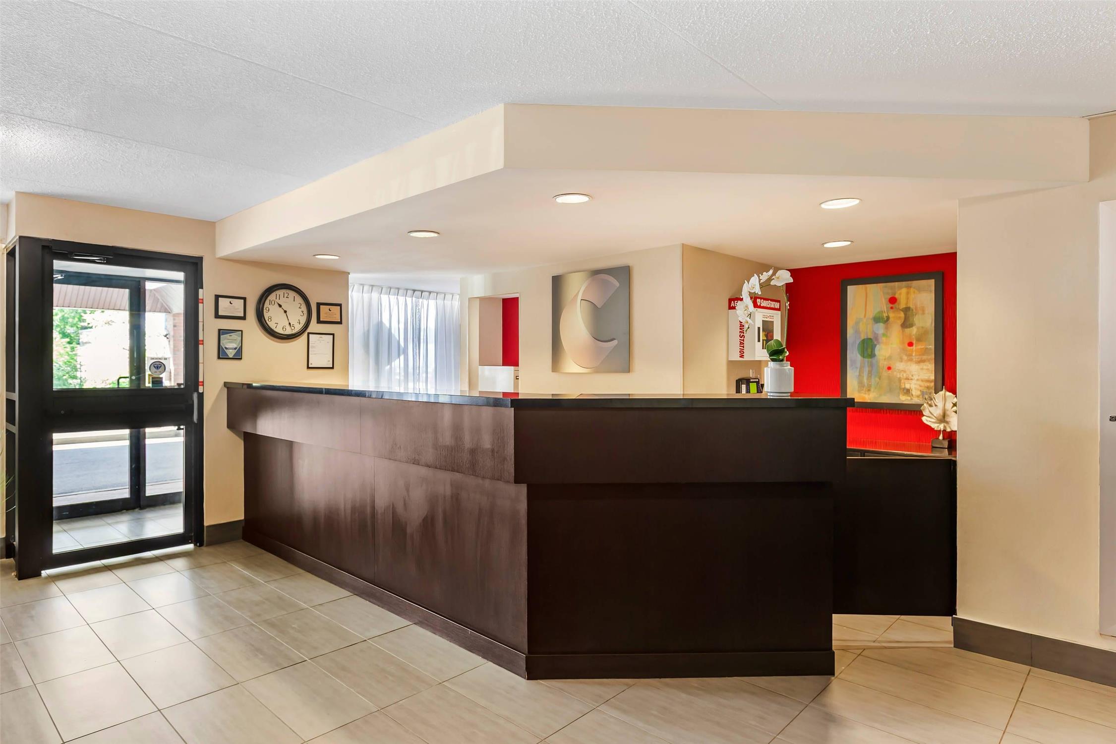 Comfort Inn Brantford 11/29