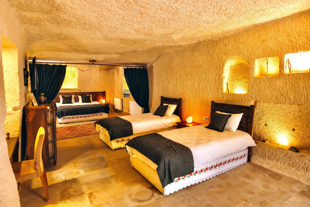 Solin Cave Cappadocia 5/38