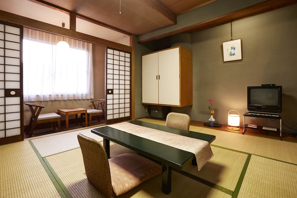 Hotel New Tsuruta 48/71