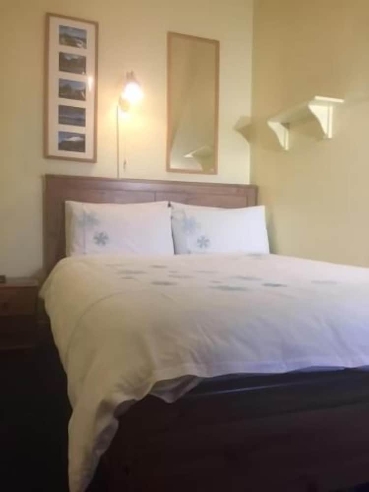 Badjao Bed and Breakfast 5/20