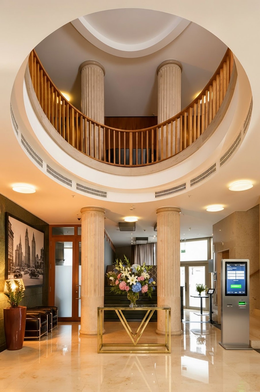 Main Plaza Suite Tower, WorldHotels Elite 6/14