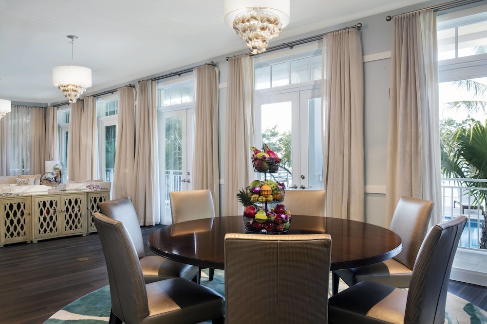 Playa Largo Resort & Spa, Autograph Collection 50/63