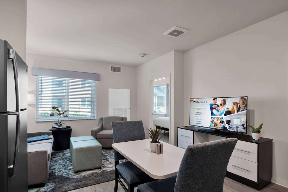 WaterWalk Extended Stay by Wyndham Charlotte - Arrowood 46/63