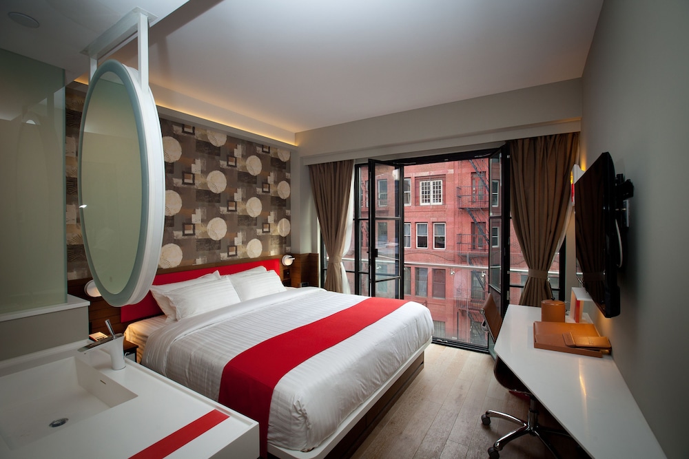NobleDen Hotel 38/57