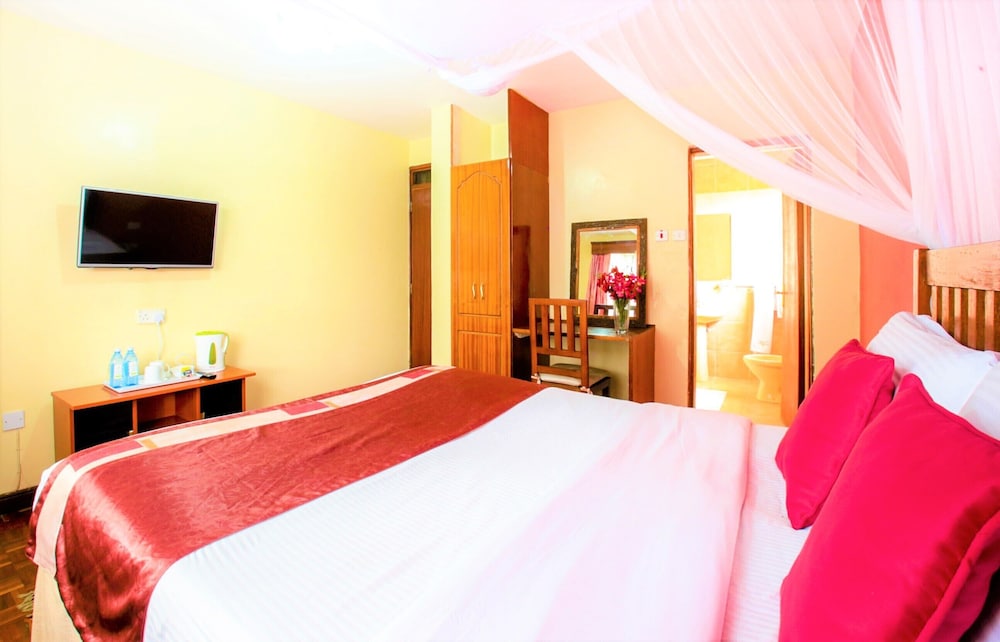 Leon Villas Guest House 18/42