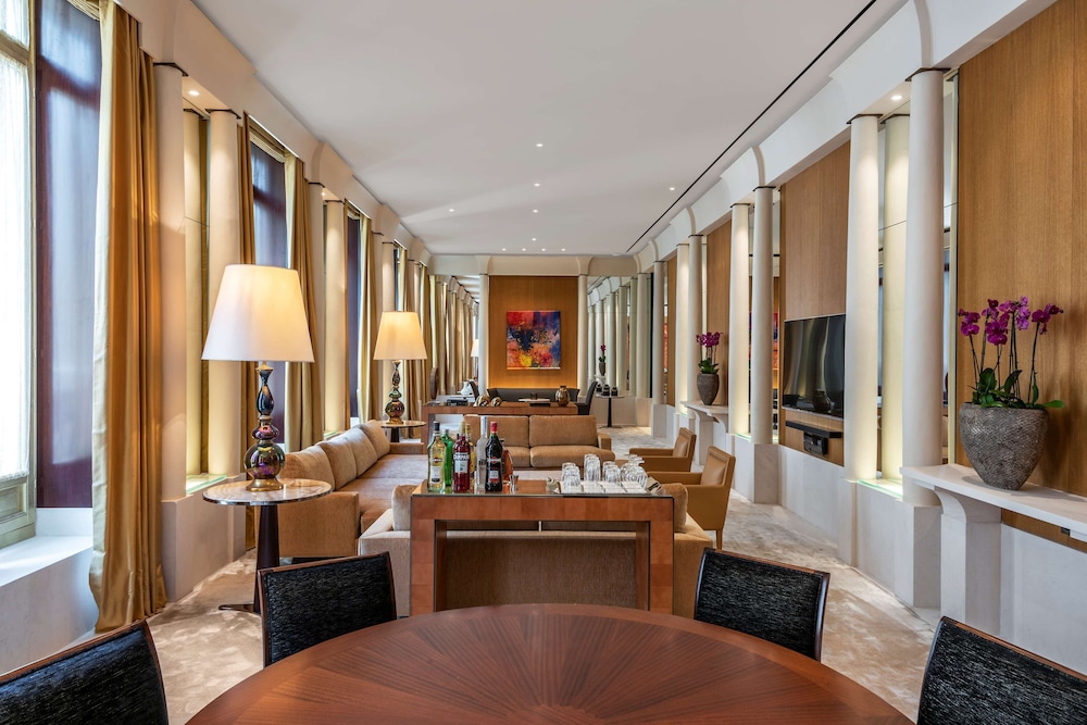 PARK HYATT PARIS VENDOME 61/71