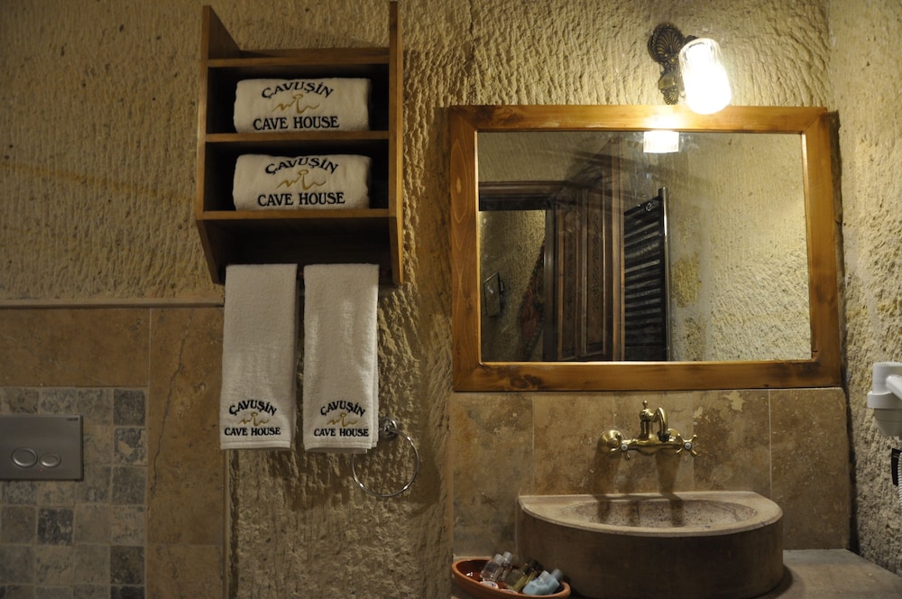 Cavusin Cave House 49/50