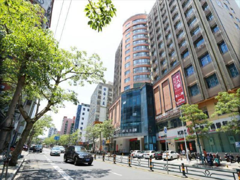 Metropolo Jinjiang Hotels (Haikou Wuzhishan Road, Riyue Duty-free Plaza) 49/52