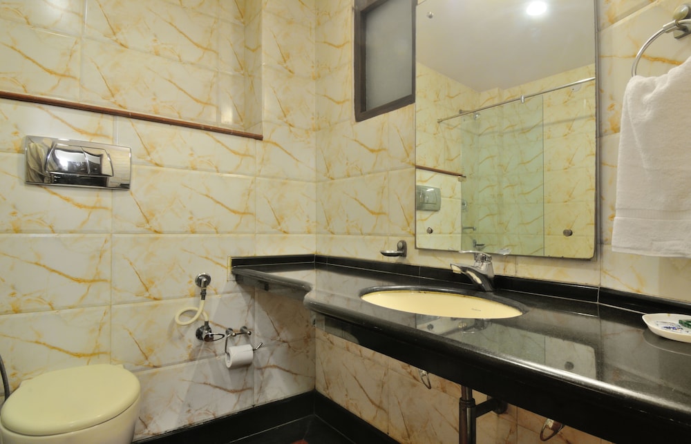 Oyo 11352 Hotel Shanti Villa 59/61