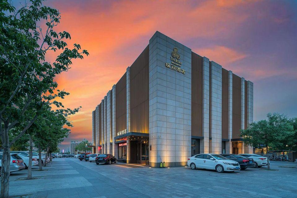 Ruili Hotel 4/40
